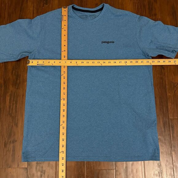 PATAGONIA M's Fitz Roy Horizons Short-Sleeve Responsibili-Tee in Blue - Picture 9 of 9